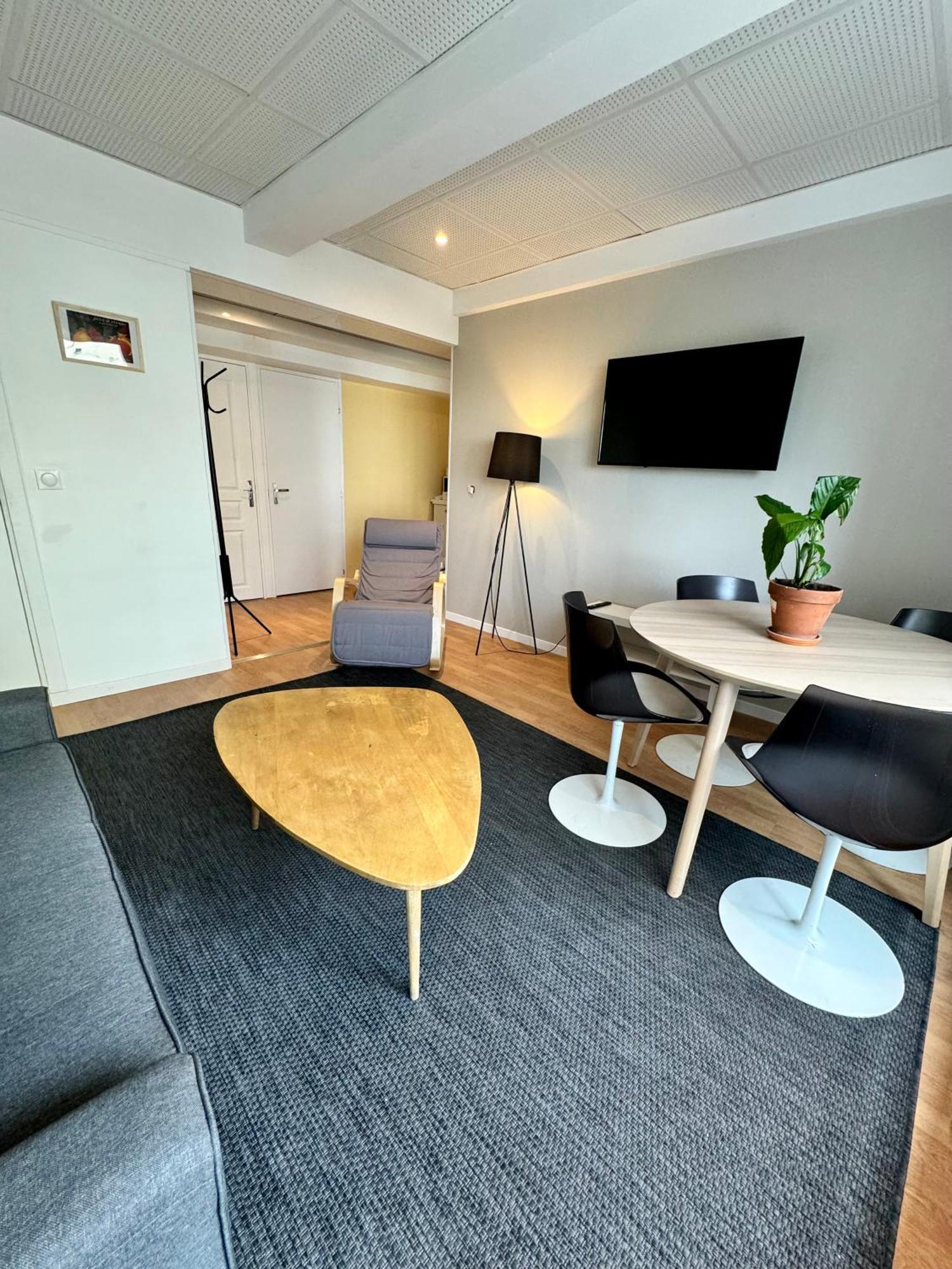 Appartement Lumineux Et Renove Pres De Montmartre "Amelie" Párizs Kültér fotó